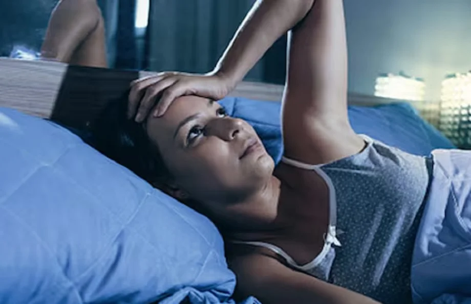 Health Tips: सेहत के लिए घातक होती है कम नींद, झेलनी पड़ सकती हैं ये गंभीर परेशानियां