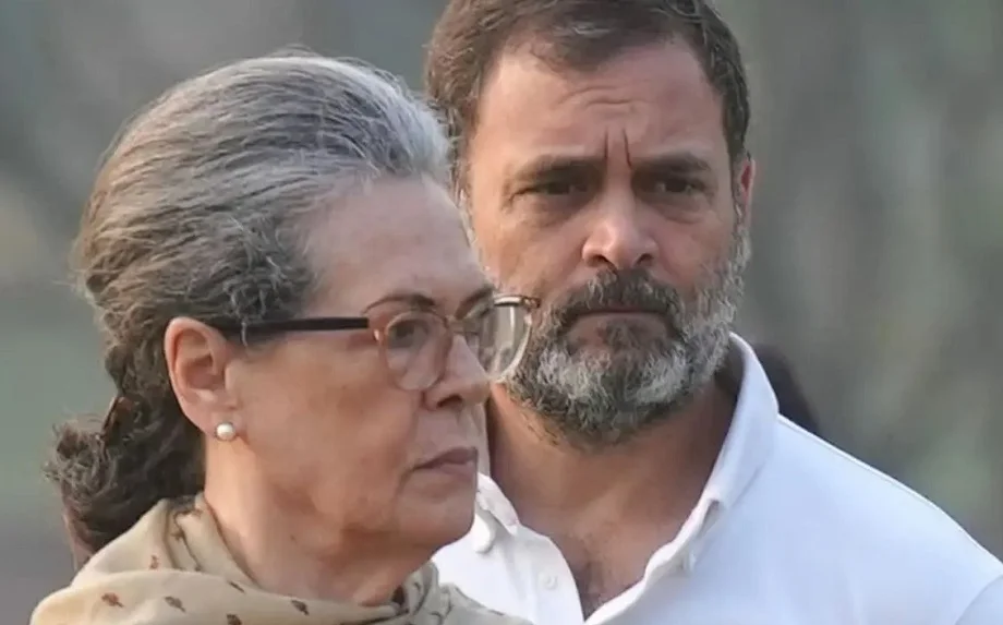 मनी लॉन्ड्रिंग के मामले में Sonia-Rahul Gandhi को बड़ी राहत, कांग्रेस ने मोदी सरकार पर साधा निशाना