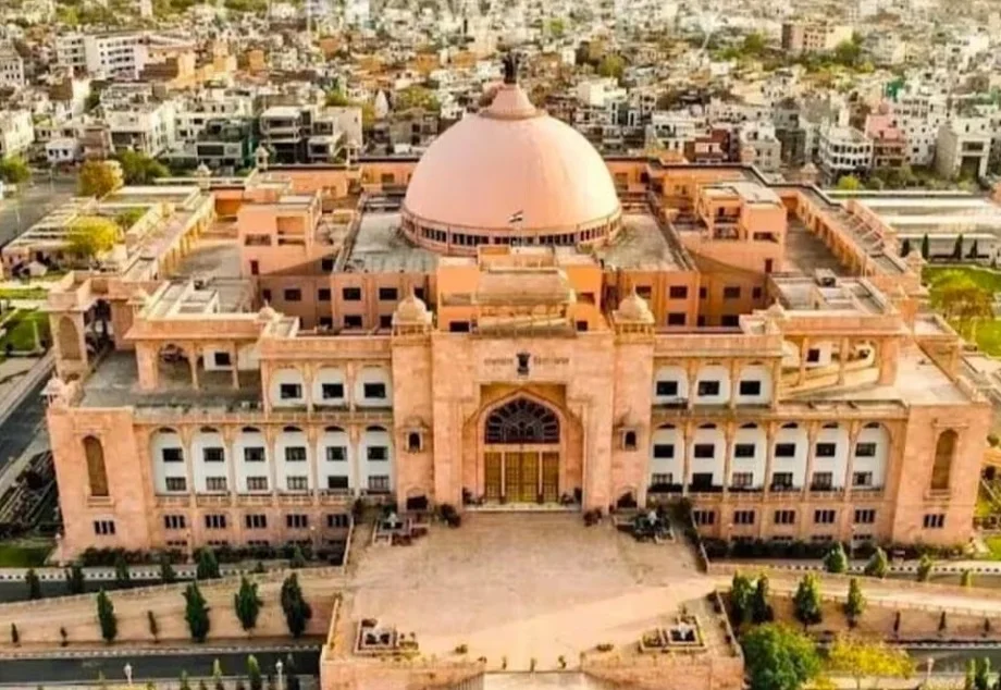 Rajasthan: कमीशनखोरी मामले में सदाचार समिति के सामने तीनों विधायकों ने रखा अपना पक्ष, मांगा समय