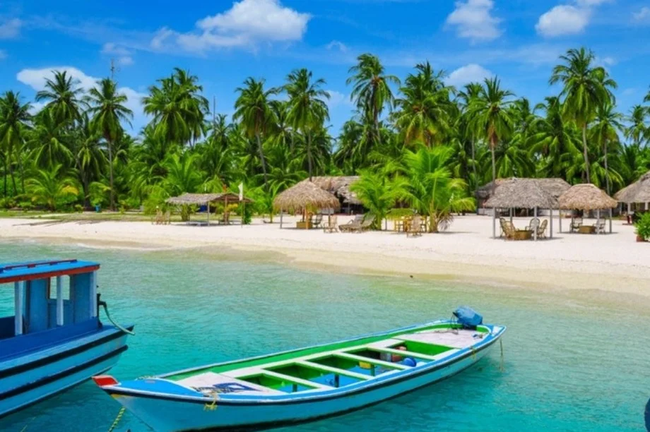 Travel Tips: बना लें लक्षद्वीप घूमने का प्लान, दिल जीत लेंगे यहां के बीचेज