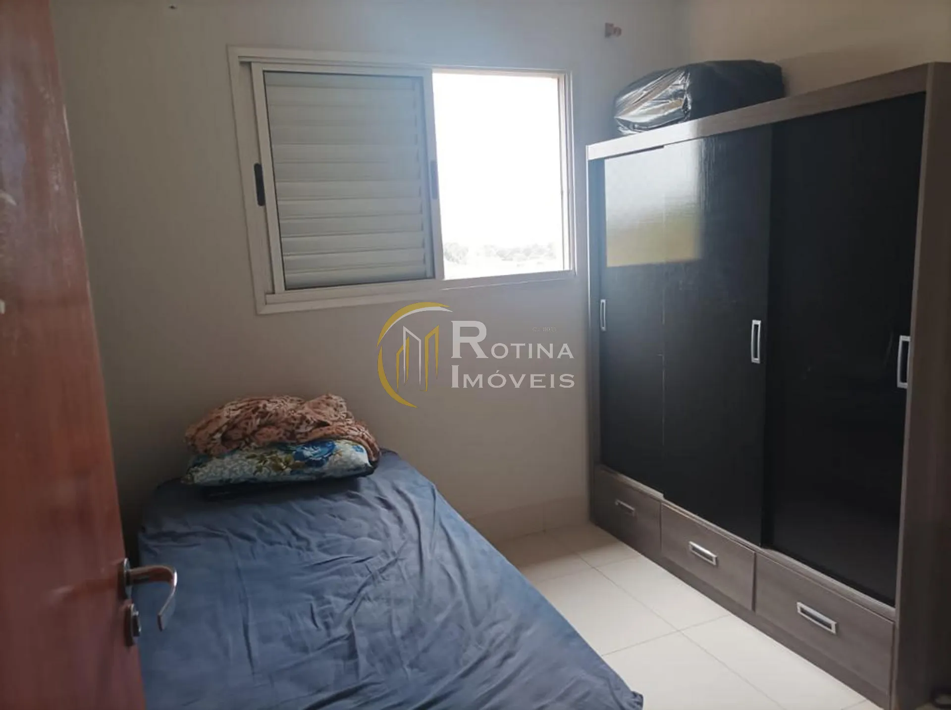 Apartamento à venda no bairro Condomínio Olinda