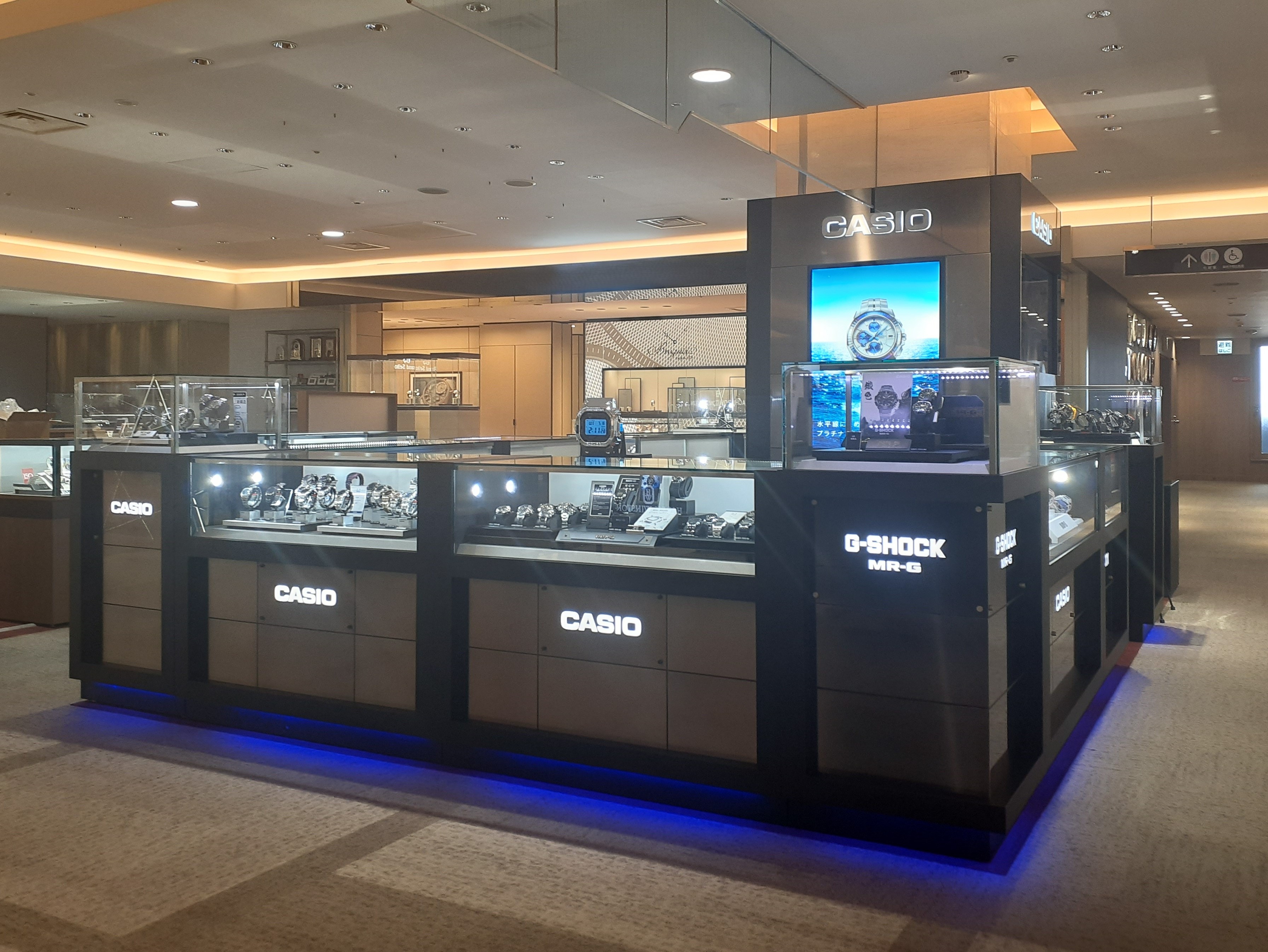 大丸 福岡天神店 東館エルガーラ4階 時計売場 | 取扱店舗検索 | CASIO