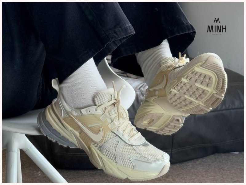 Giày Nike V2K Run ‘Pale Ivory’