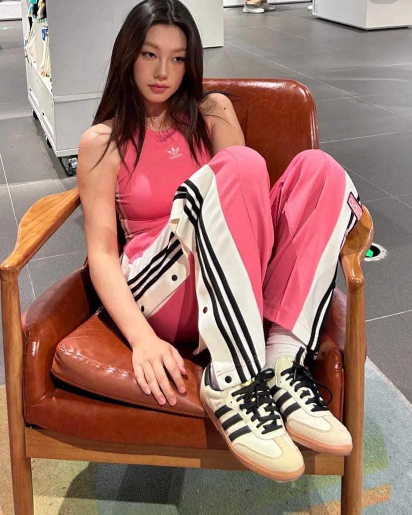 giày thể thao chính hãng, giày nike chính hãng, giày adidas chính hãng, giày newbalance chính hãng, giày converse chính hãng, giày puma chính hãng, giày vans chính hãng, giày asics chính hãng, giày everlast chính hãng, nước hoa chính hãng, ba lô, dép, dép quai ngang