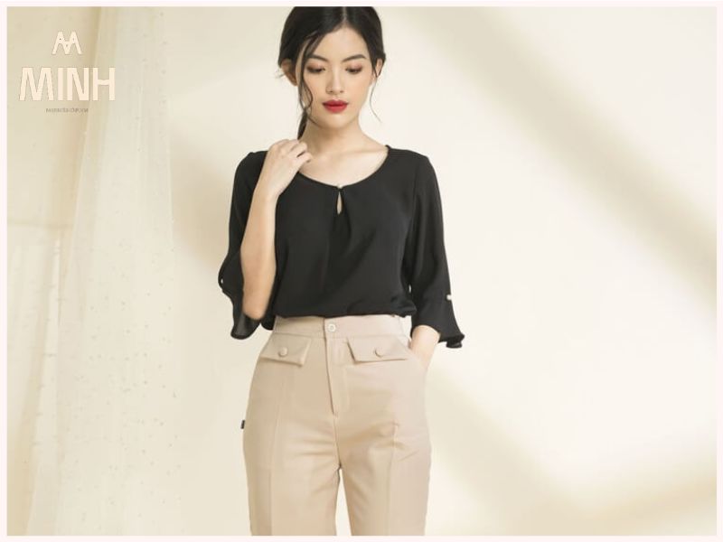 Quần Màu Kem Phối Áo Màu Gì? 10 Outfit Thời Trang Với Quần Be