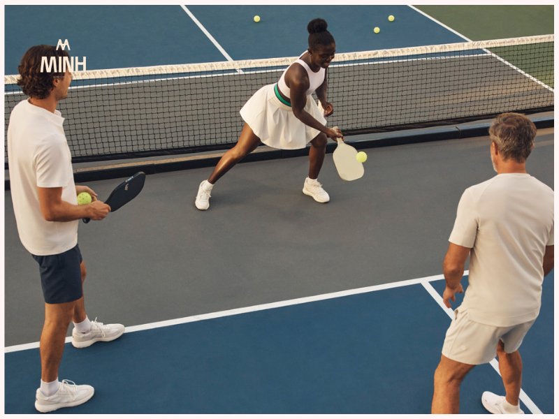 Pickleball là sự kết hợp giữa tennis, cầu lông và bóng bàn