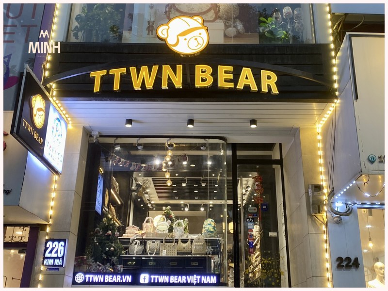 TTWN Bear có nguồn gốc từ “đảo quốc sư tử” Singapore