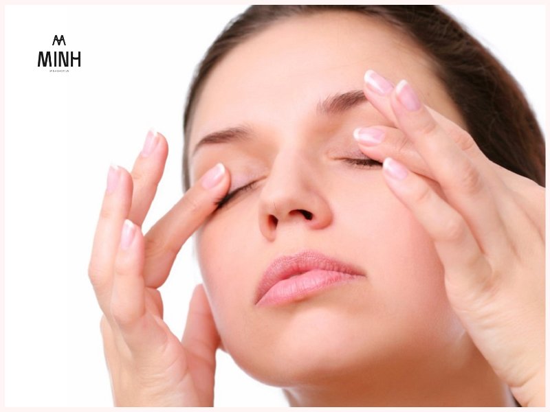 Tránh dụi mắt sau khi nối mi