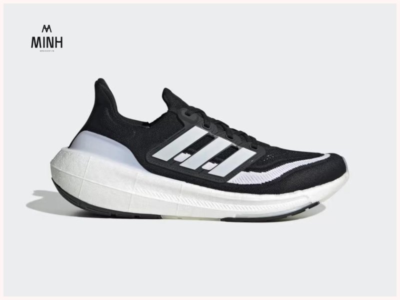 Giày Adidas Ultraboost Light 'Core Black' sự kết hợp hoàn hảo 