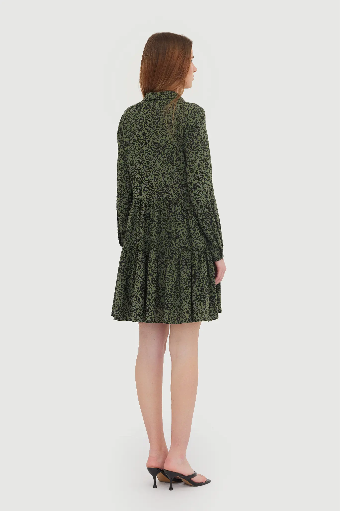 Rochie mini kaki cu imprimeu floral și cordon în talie – 100% bumbac 4