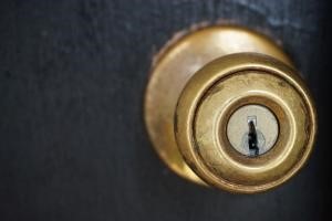 Chiedere il rilascio della certificazione di inagibilità di un alloggio