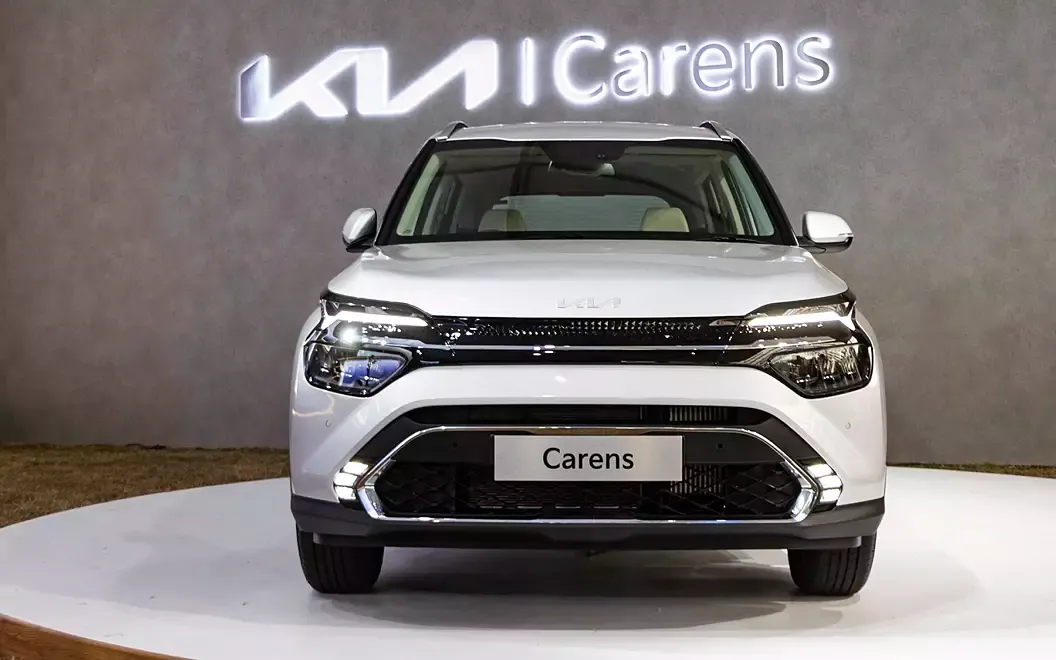 Kia carens ..webp
