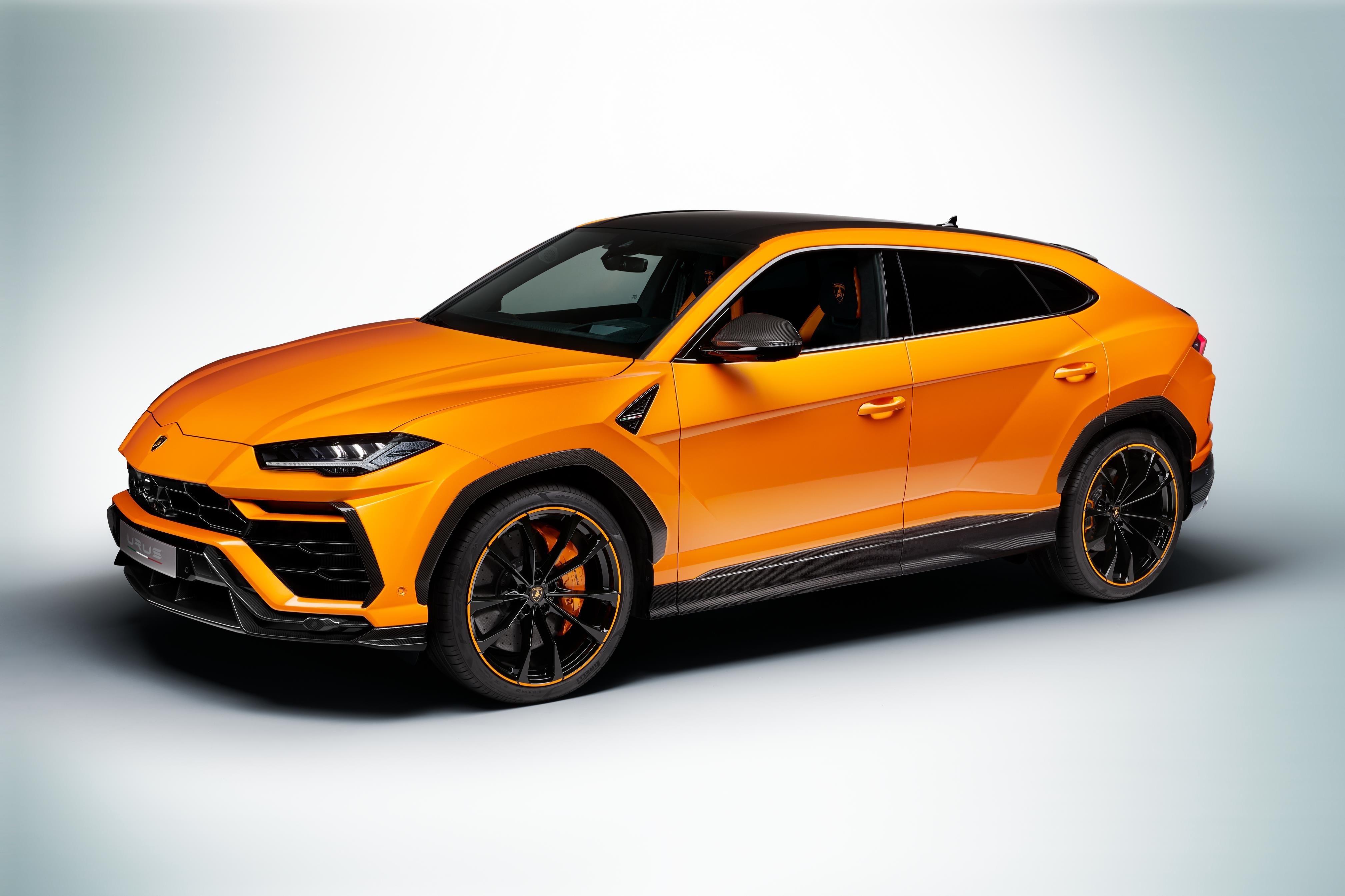 lamborghini-urus.jpg