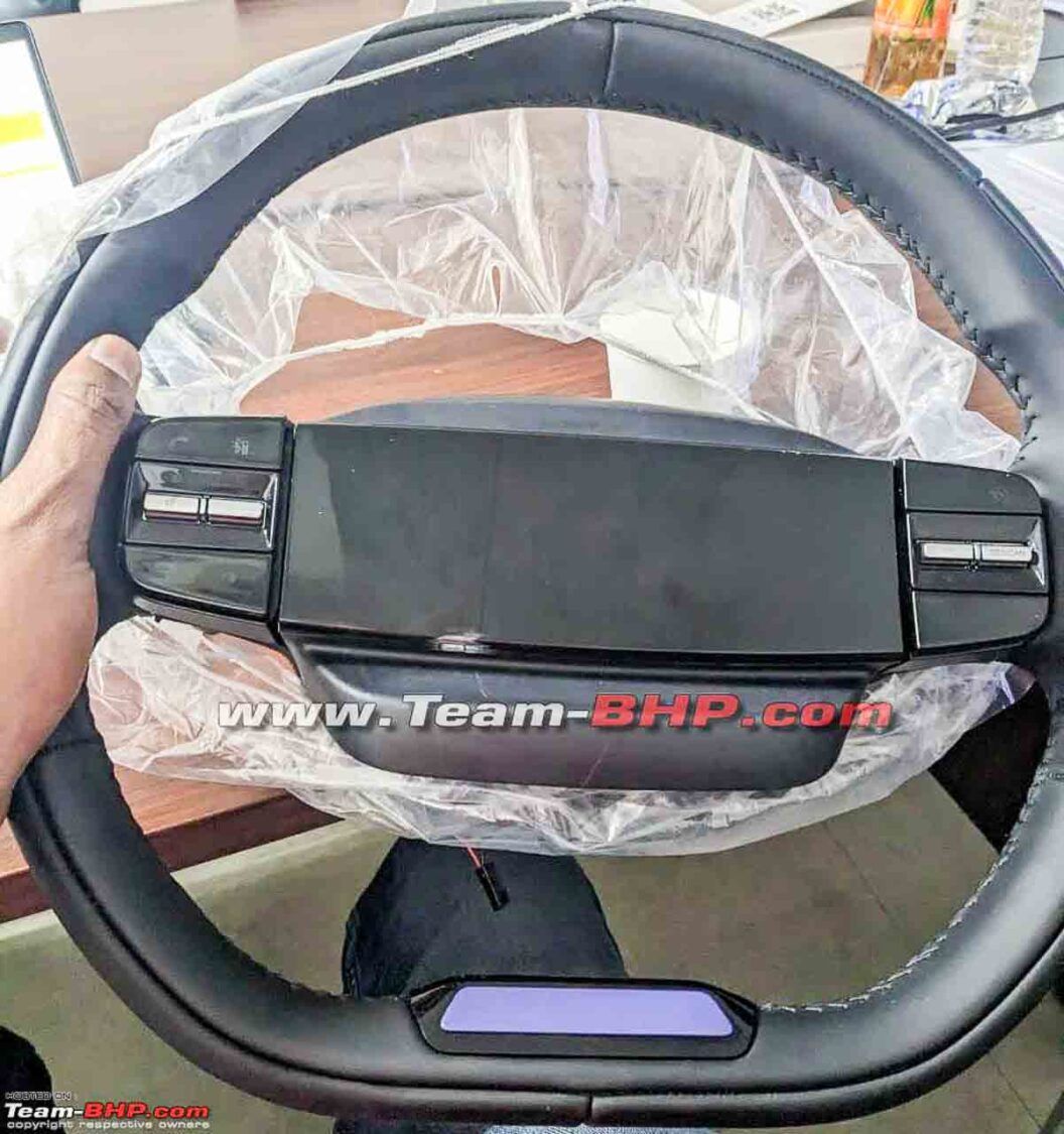 tata-nexon-steering-wheel-facelift-3.jpg