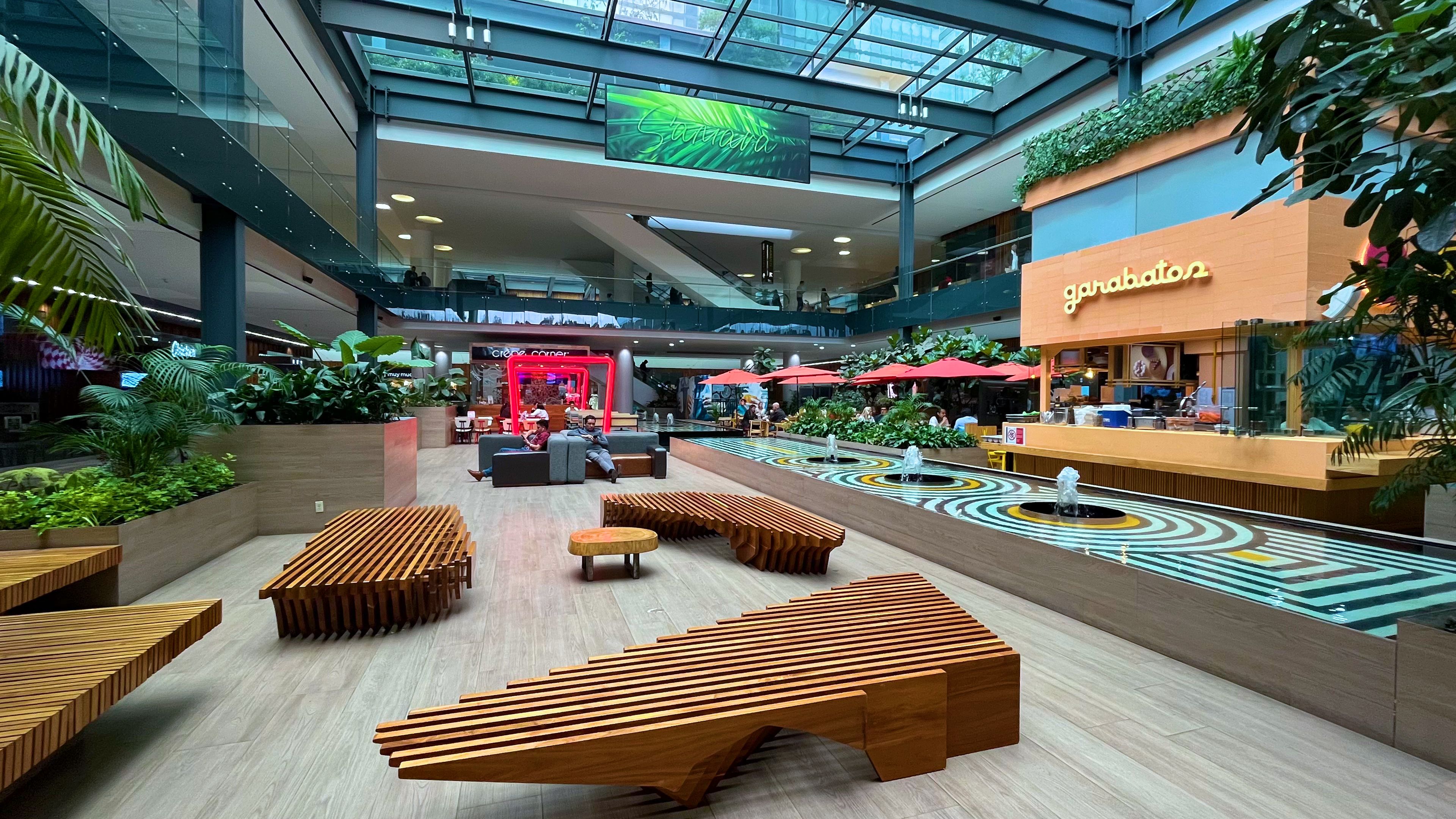 espacios publicitarios en centro comercial samara