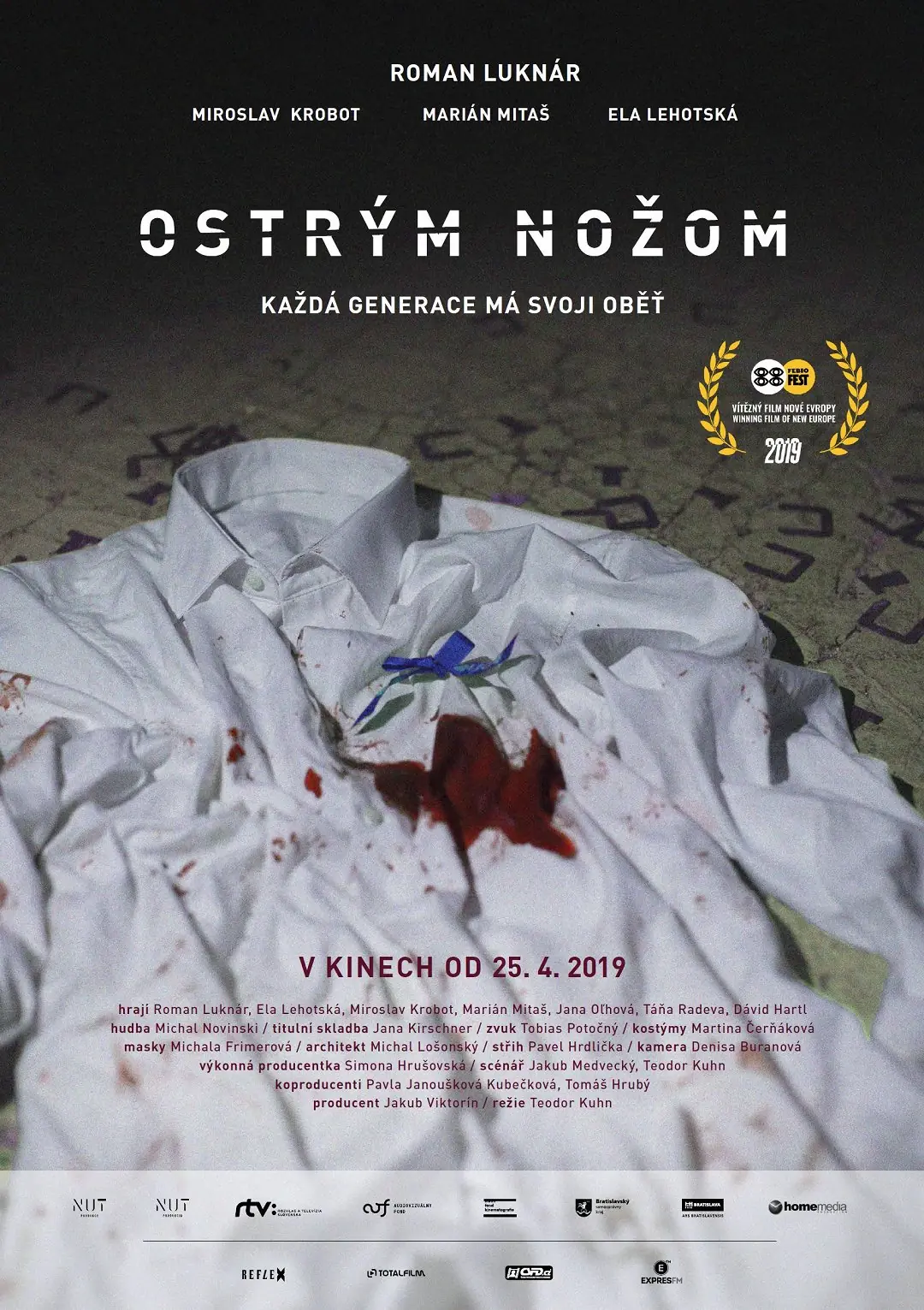 Ostrým nožem 2019