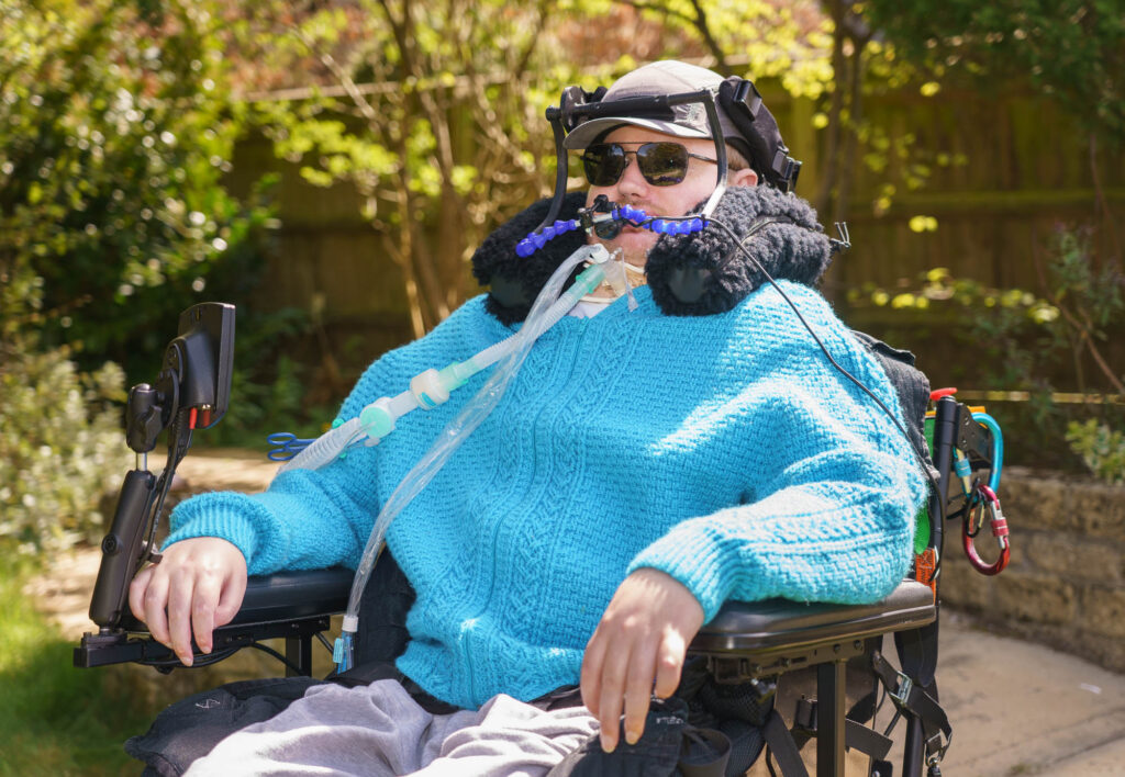 Stroud Times has a new columnist: para-athlete Jonathan Brough, who lives in Minchinhampton. Here’s a taste of why he’ll prove an inspiration to disabled and able-bodied readers alike. His column begins next week, writes Katie Jarvis. Jonathan Brough