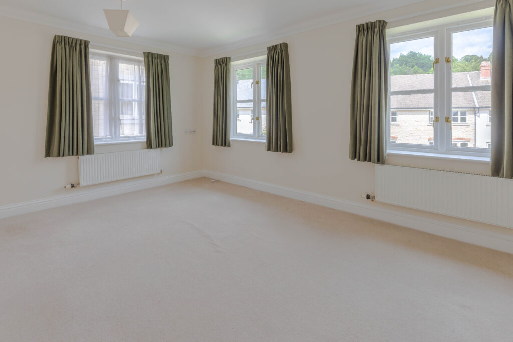 32A1423 HDR | Sawyers Property Feature - Inchbrook Way, Woodchester Valley Village