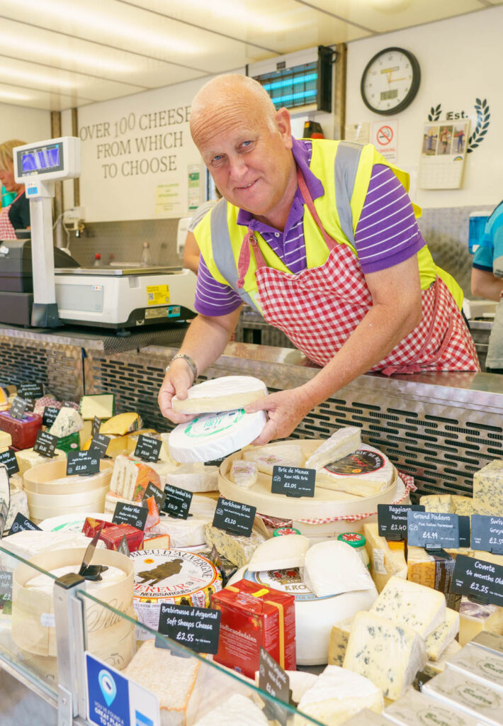 A Stroud cheesemonger has hung up his apron and cut his last slice of cheddar after 40 years of service. DSC00884 | Farewell Mr Cheese, hope you have a brie-liant retirement