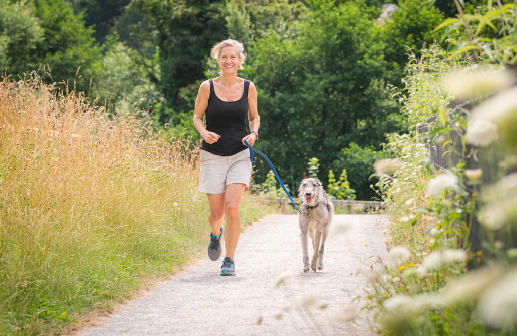 A Stroud artist and her dog will step up to the challenge of running a half-marathon on canal paths around Stroud. DSC05725 | Nick and Stan limber up for epic challenge