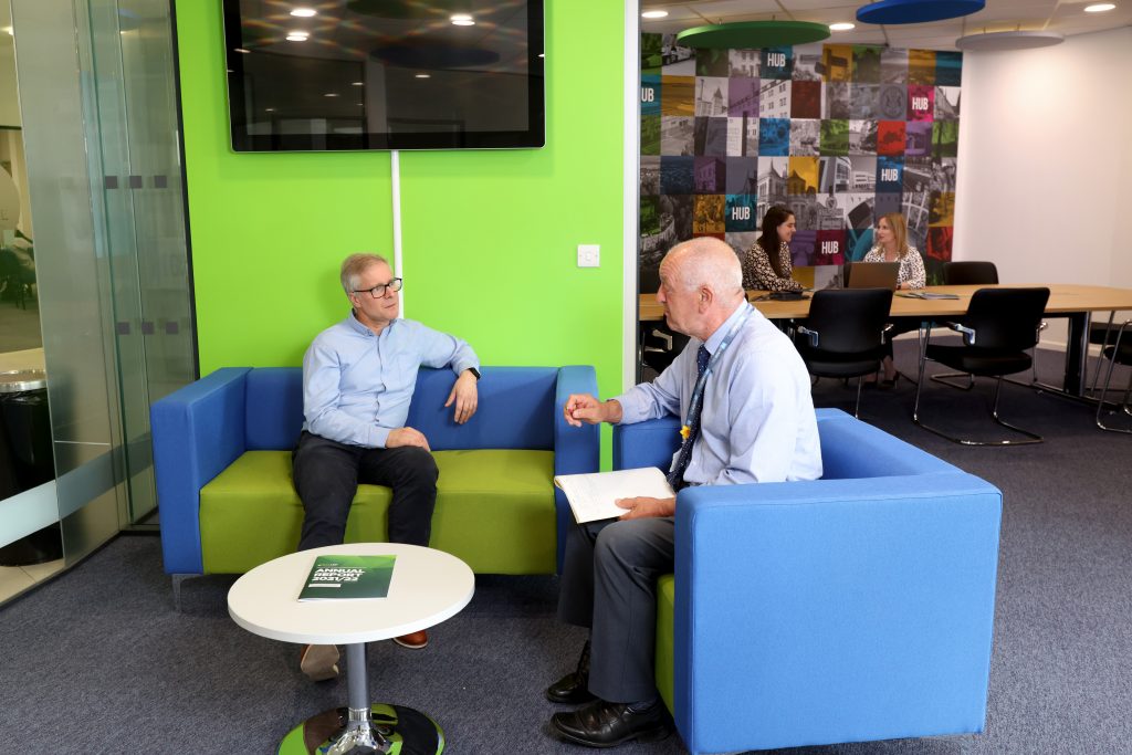 After a lengthy delay of nearly two years due to the global pandemic, The Growth Hub, Stroud is delighted to finally celebrate its official opening today. TWM GFirstLep 270921 1279 | The Growth Hub, Stroud holds its official opening