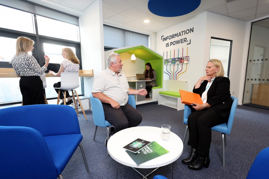 After a lengthy delay of nearly two years due to the global pandemic, The Growth Hub, Stroud is delighted to finally celebrate its official opening today. TWM GFirstLep 270921 1292 | The Growth Hub, Stroud holds its official opening