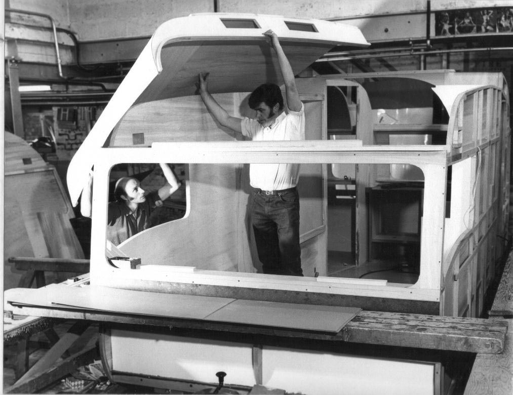 From the 1940s to the early 80s Stroud played host to one of the country’s premier caravan manufacturers, Safari. The company was founded in 1946 by Jim Pearman and operated from a workshop in Cainscross where the Co-op store now stands. fitting roof | Made in Stroud: a brief history of the Safari caravan