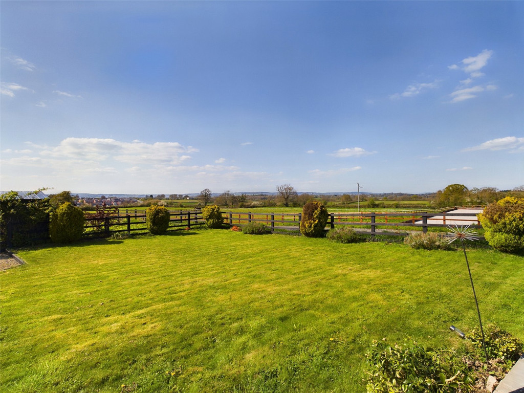 The Property Centre is pleased to welcome to the market this stunning contemporary-styled Dutch barn conversion boasting an open-plan living space, four generous bedrooms, and beautiful rural views. 1 | Home of the week from The Property Centre - Mobley, Berkeley