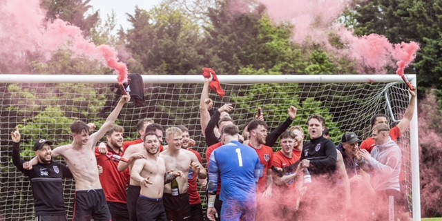 Ten-men Rodborough Old Boys held second-placed Minety to a goalless draw to win the Stroud & District Football League Division One. image2 12 | Rodborough Old Boys claim title