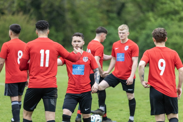 Ten-men Rodborough Old Boys held second-placed Minety to a goalless draw to win the Stroud & District Football League Division One. image6 5 | Rodborough Old Boys claim title