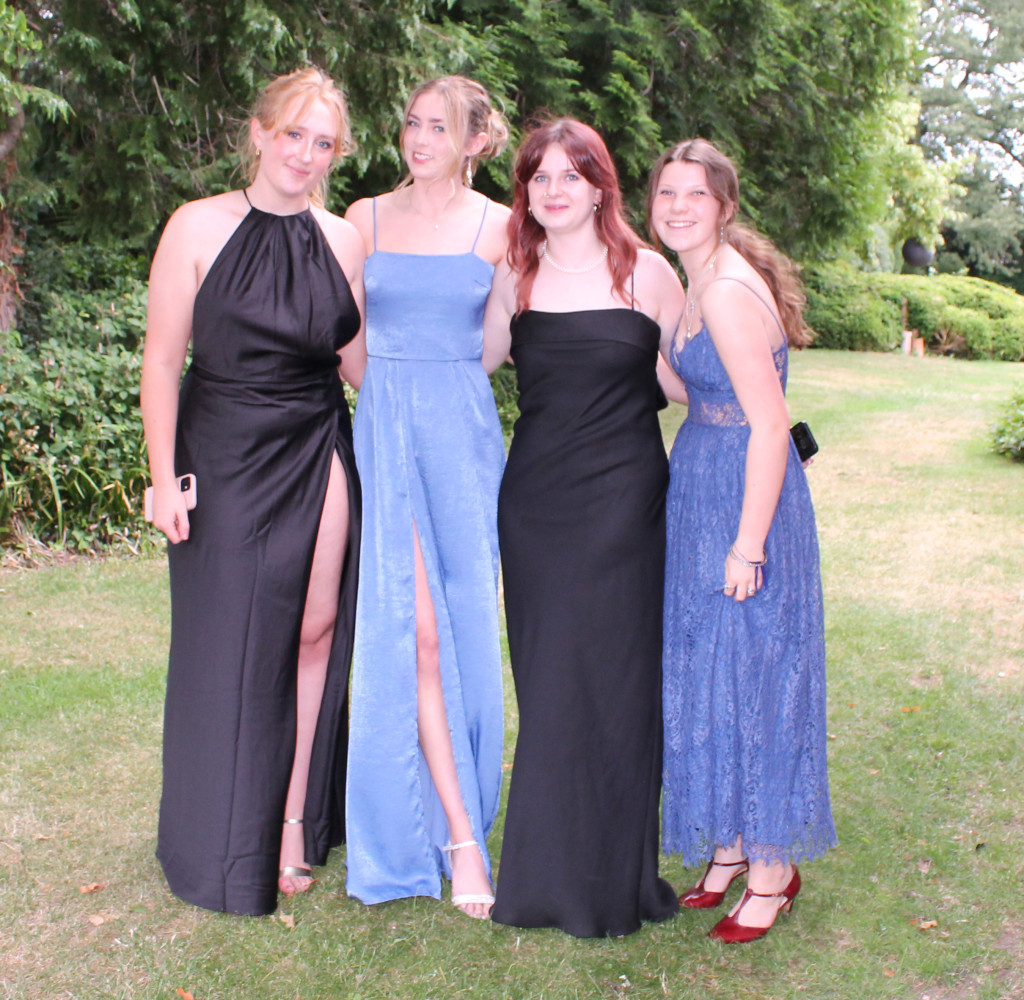 Marling Prom Organising Committee | School proms 2023: Marling Year 13 celebrate at Stonehouse Court Hotel
