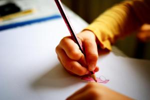 Chiedere cedole librarie per iscritti che frequentano fuori dal comune di residenza