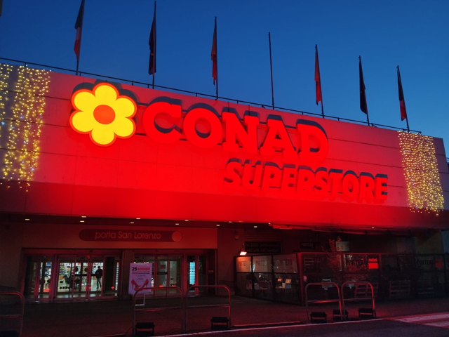 Conad via Carducci