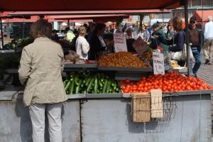 Commercio su aree pubbliche, partecipazione alla spunta