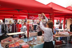 Chiede l'autorizzazione all'occupazione temporanea di suolo pubblico