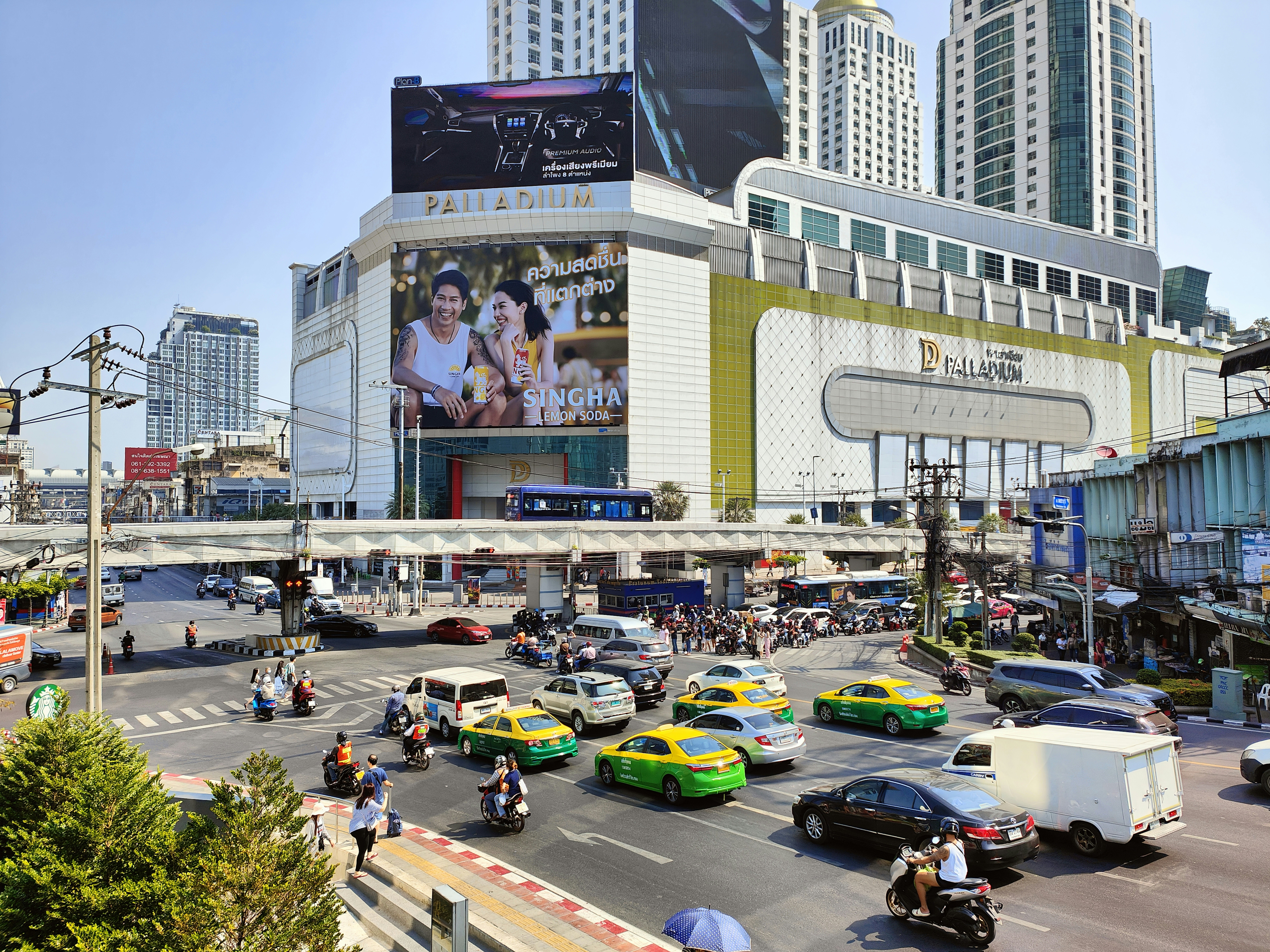 4D BANGKOK CRAZY SHOPPING