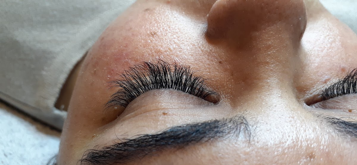 Jeni's Nail, Body & Skincare Studio logo