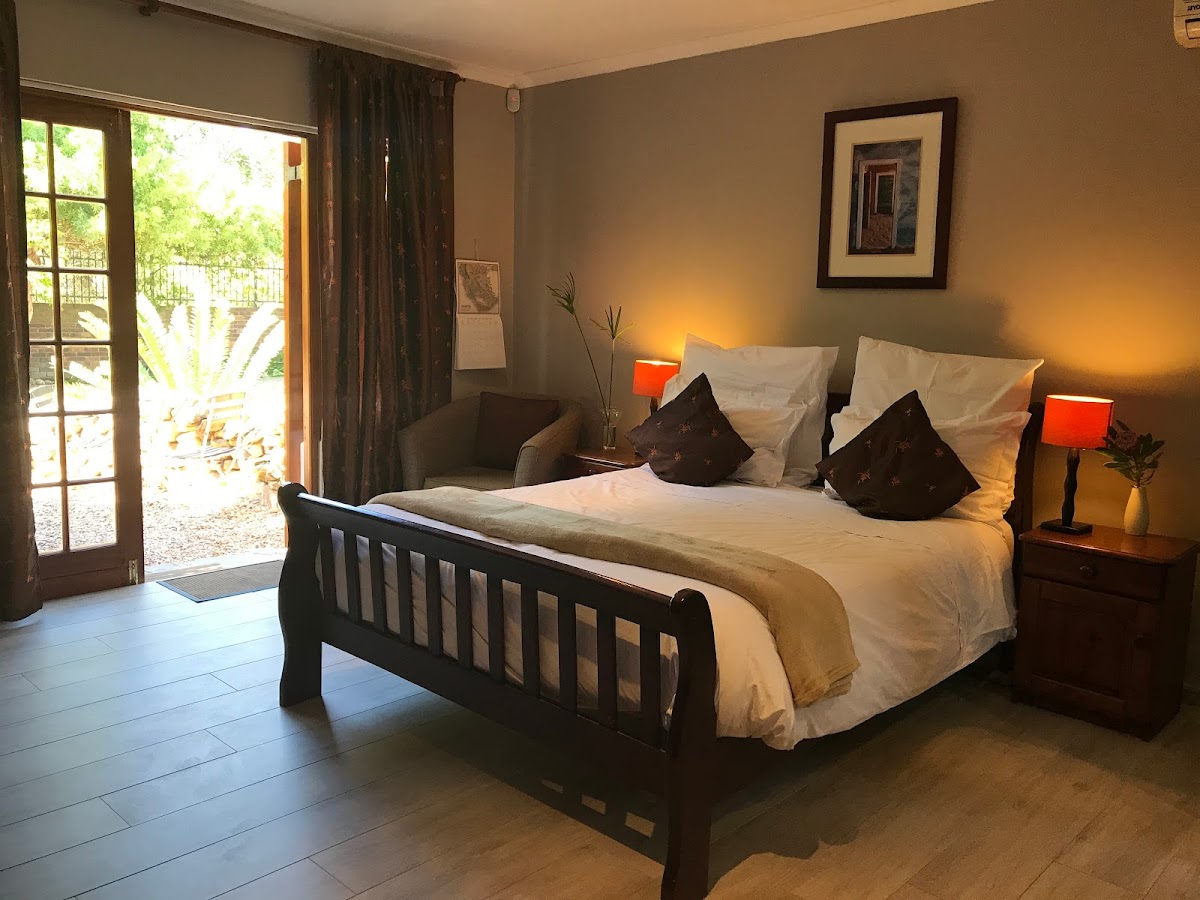 The Stables Lodge Logo