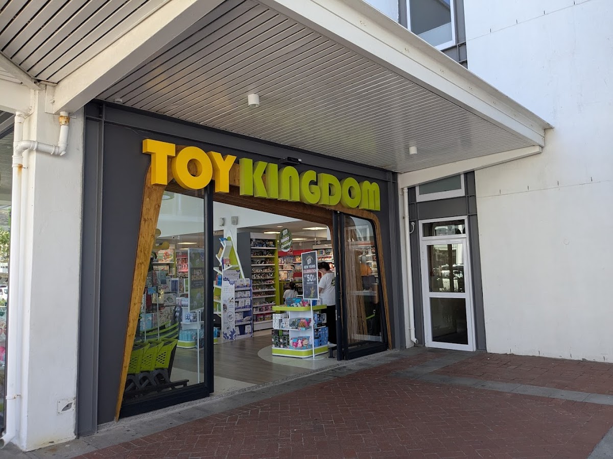 Toy Kingdom V&A Waterfront logo