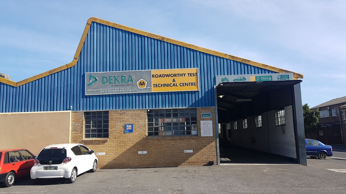 DEKRA Automotive Strand logo