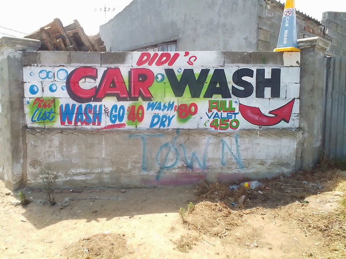DiDI'S CARWASH cover