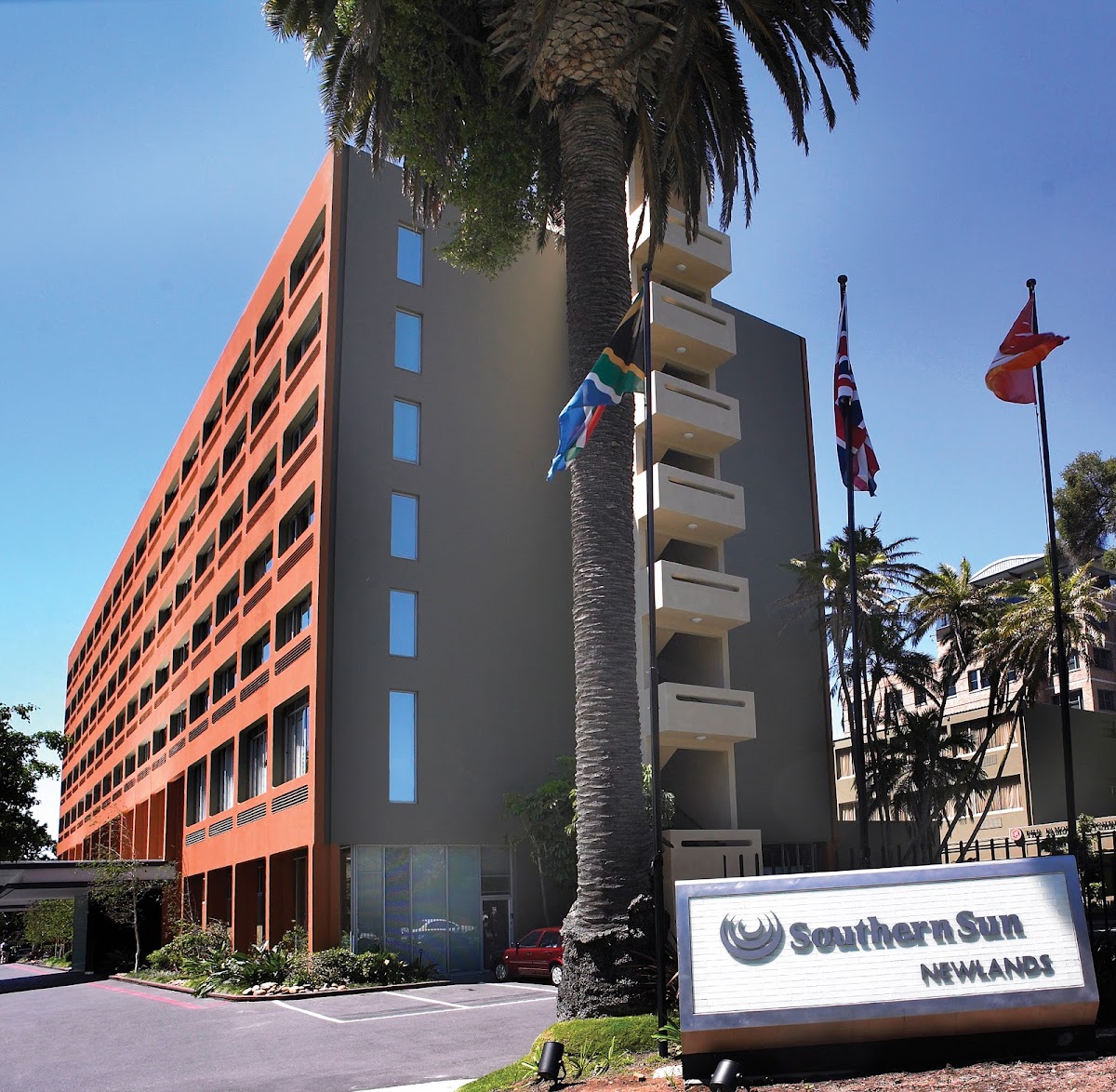 Southern Sun Newlands Logo