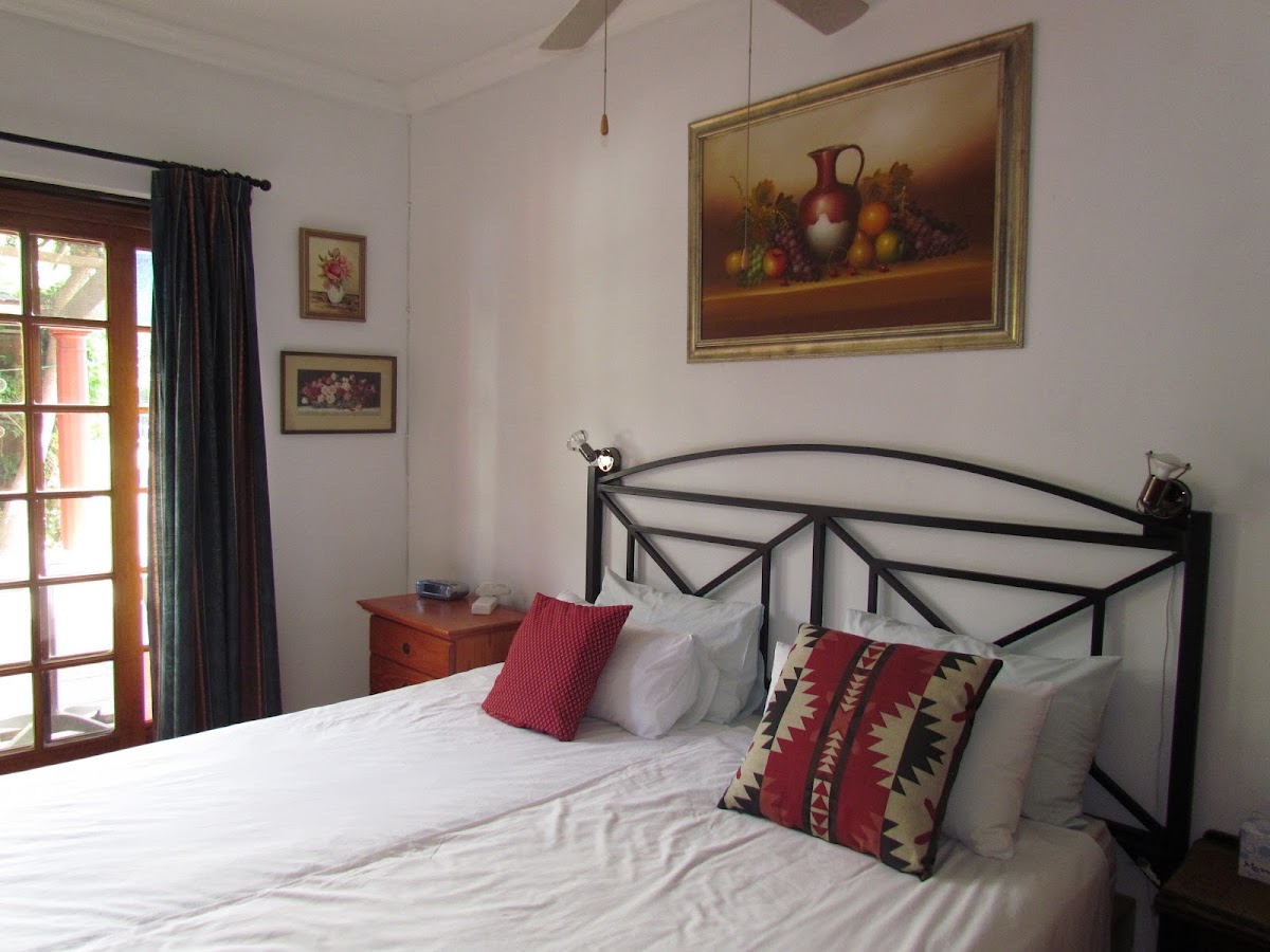 Lourens River Guesthouse Logo