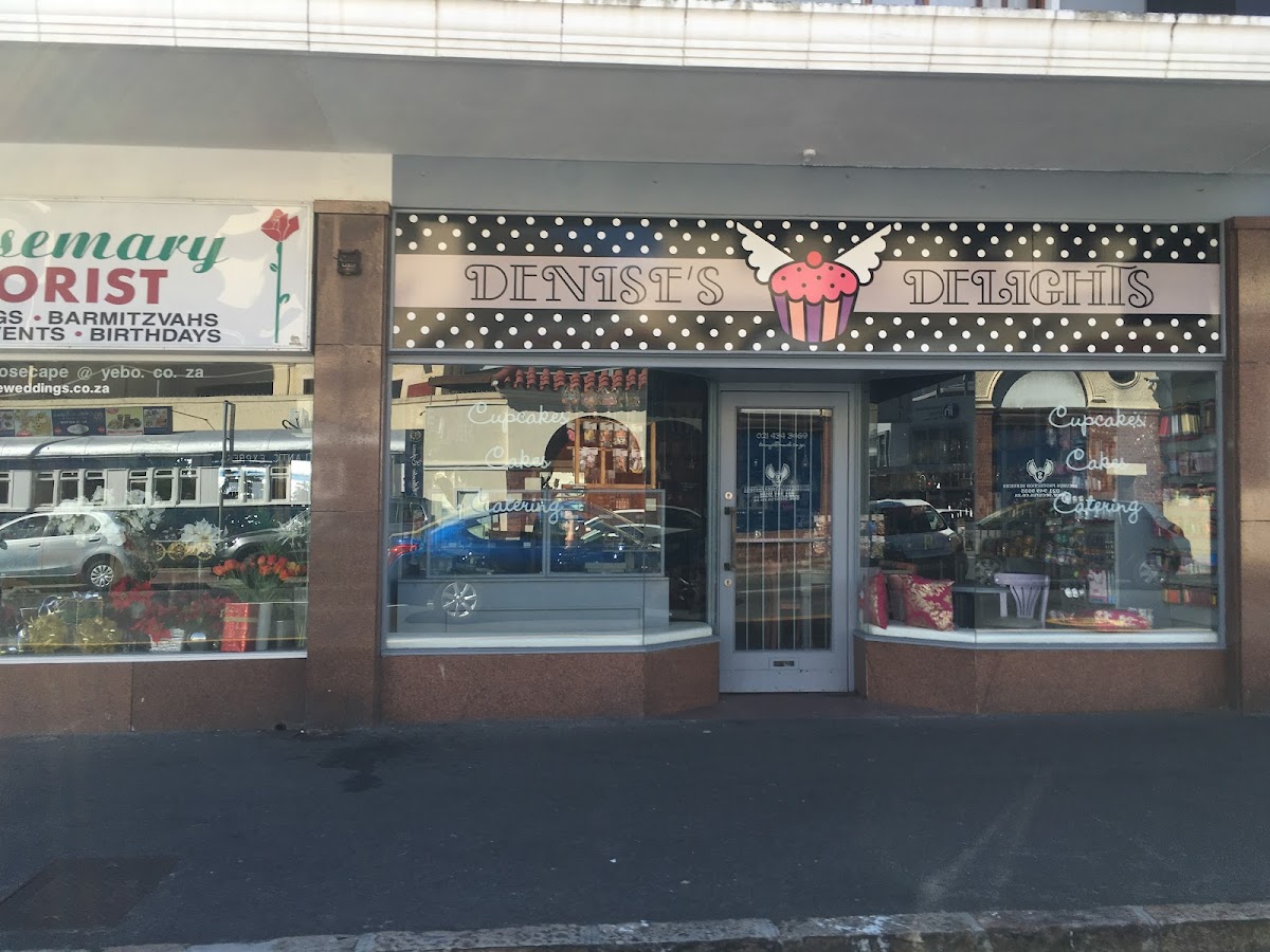 Denise's Home Baked Delights Logo