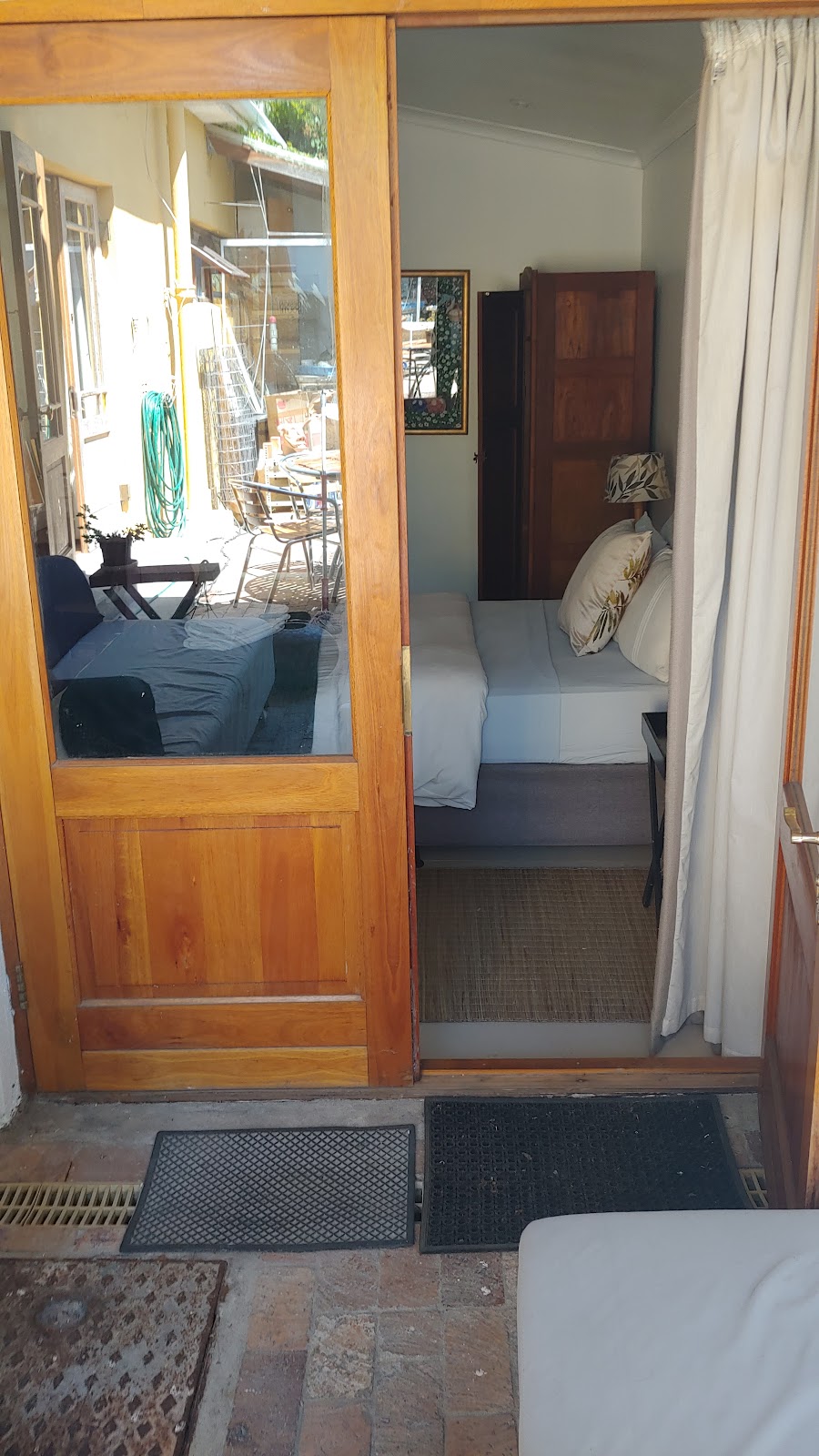 The John Bauer Pottery Studio logo