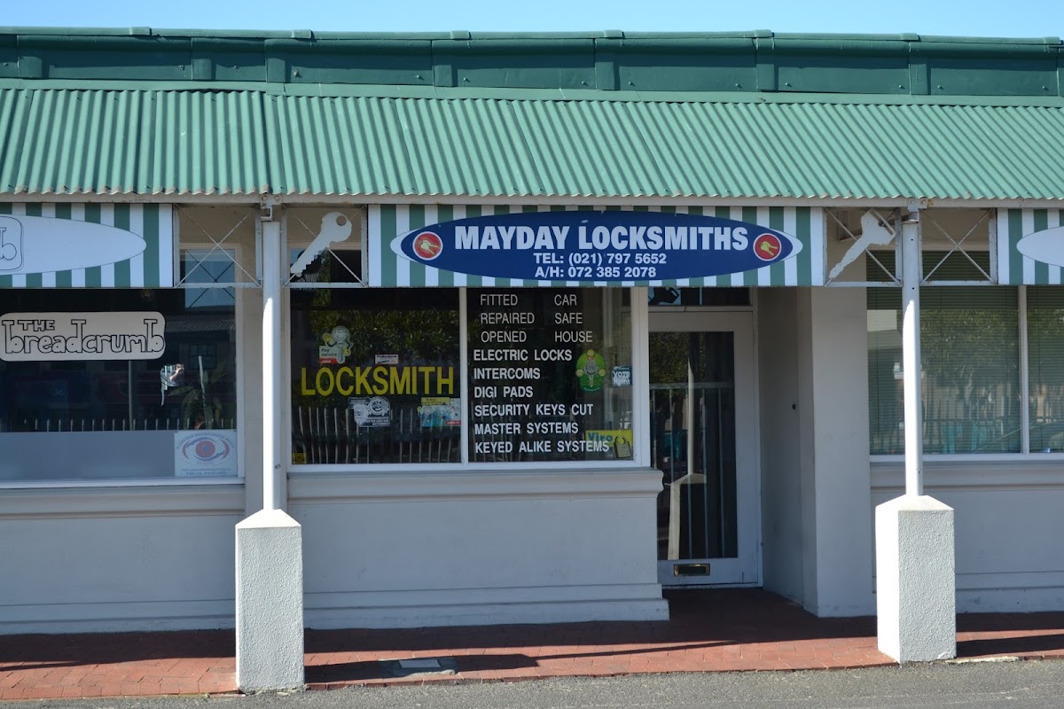 Mayday Locksmiths logo