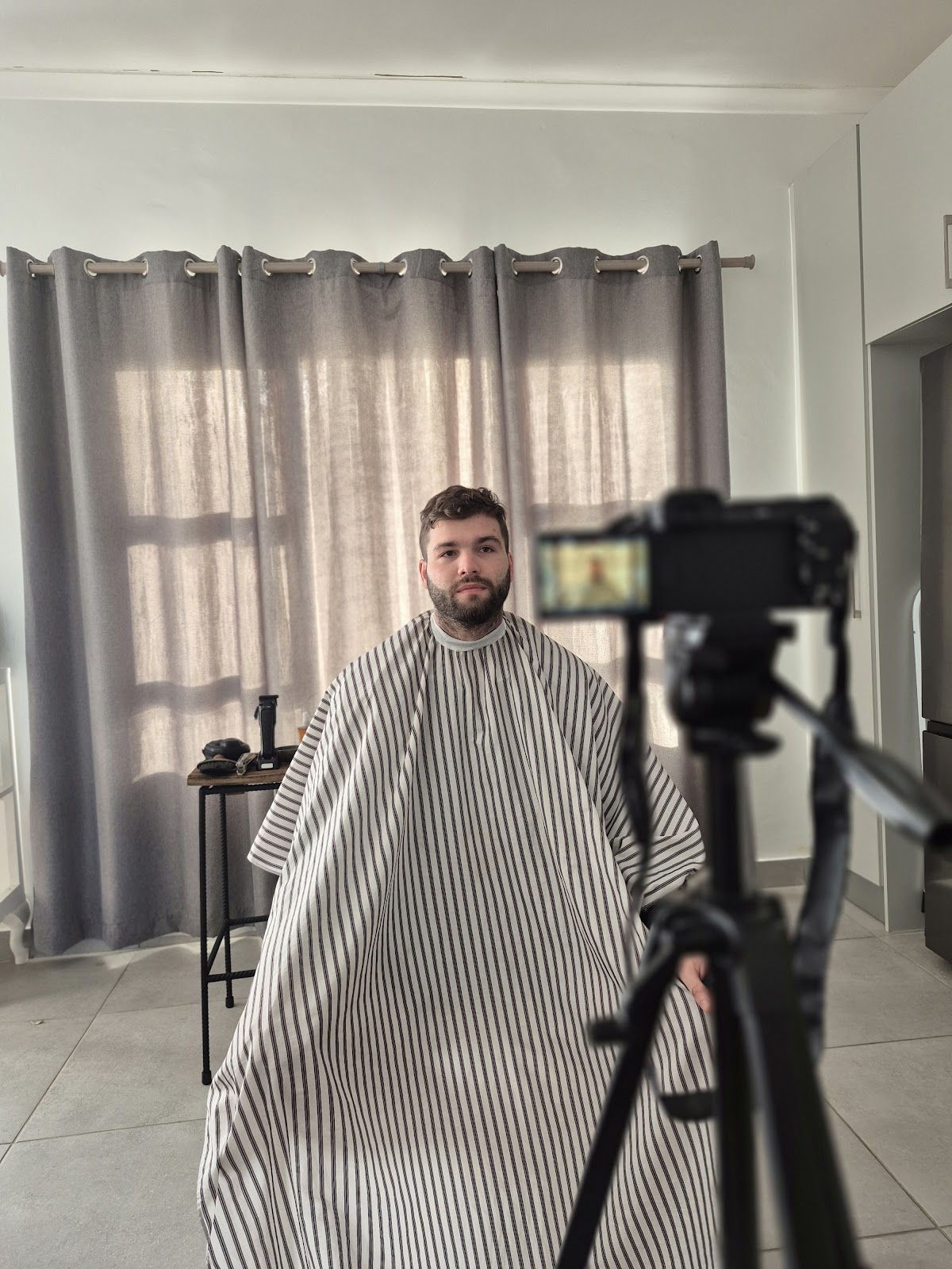 Levels Mobile Barber Logo