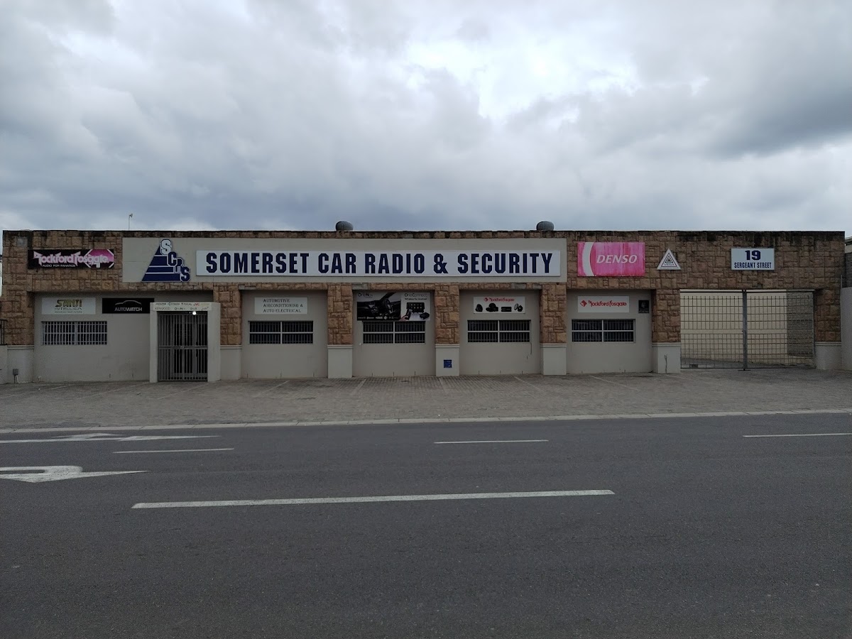 SOMERSET CAR RADIO AND SECURITY logo