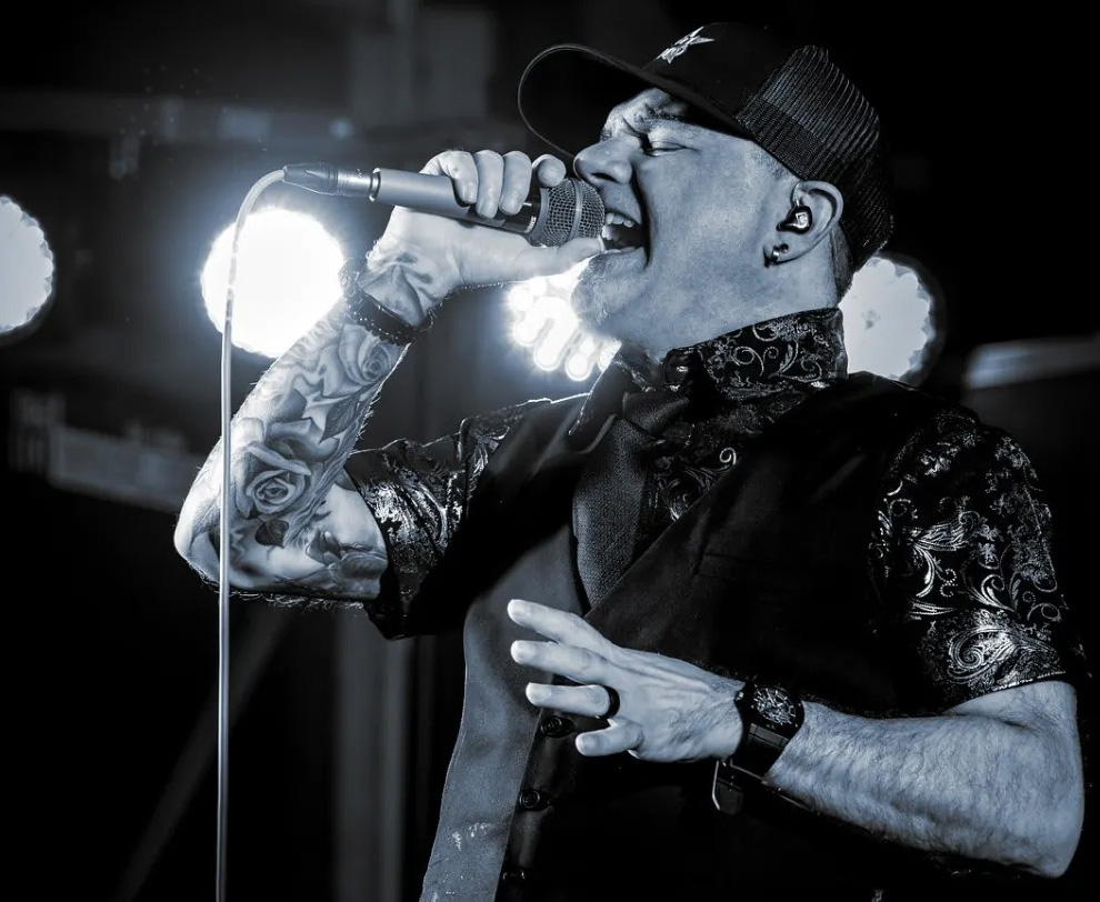 Portrait of Rob Barton