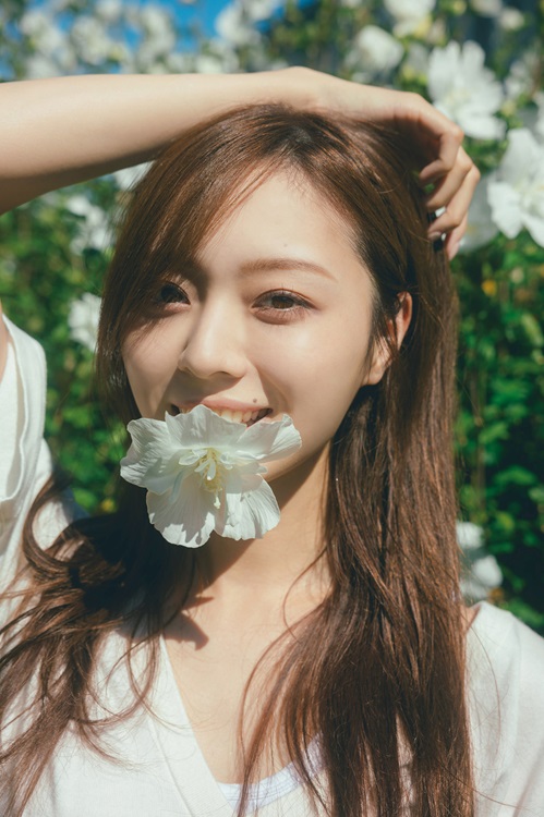 TSUTAYA限定特典も！『乃木坂46 梅澤美波 2nd写真集（タイトル未定